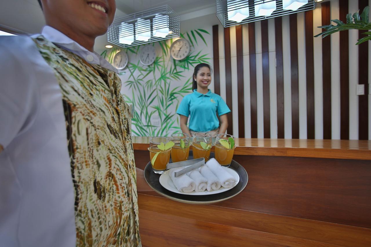 Coron Soleil Express Hotel Bagian luar foto