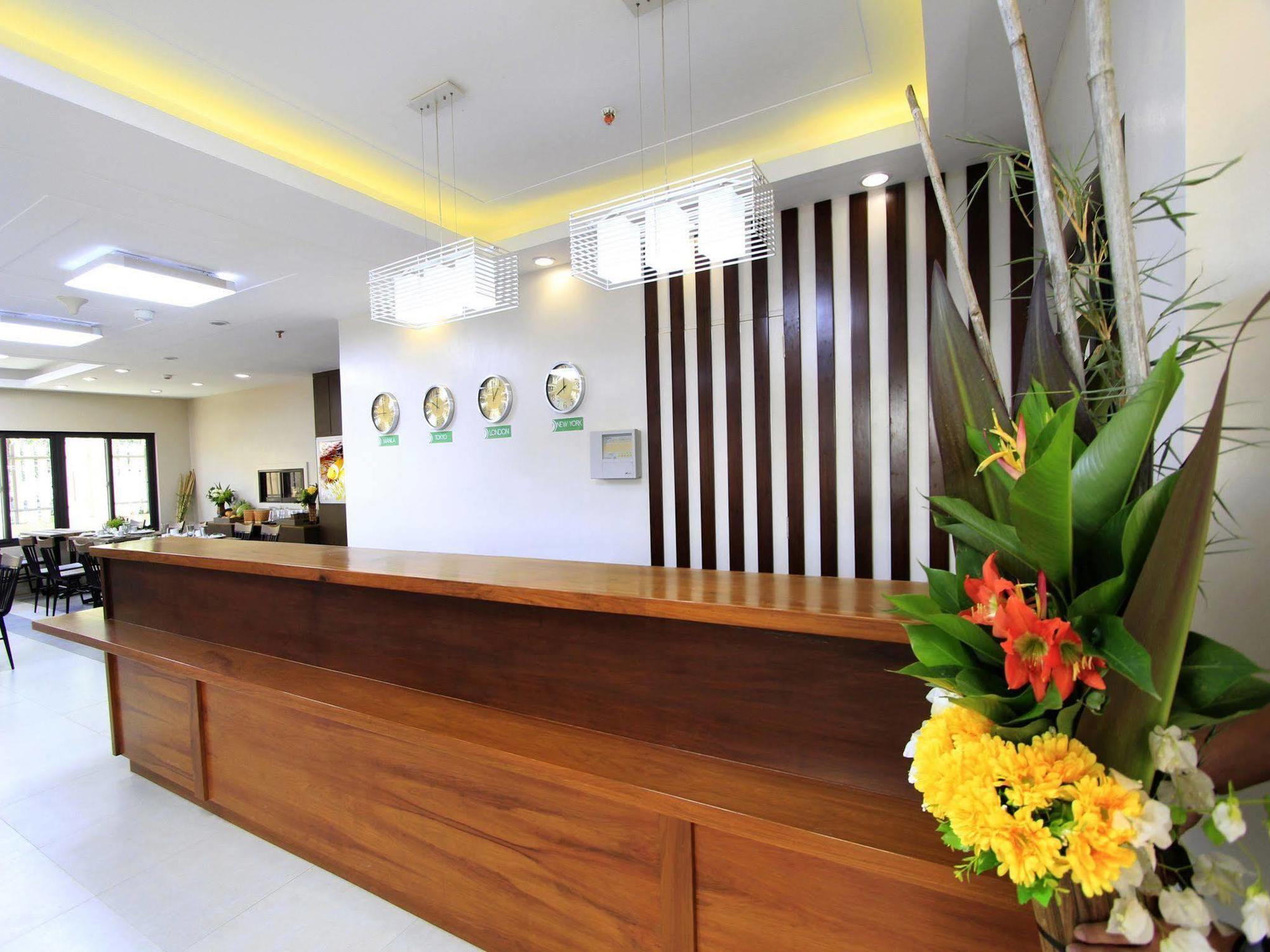 Coron Soleil Express Hotel Bagian luar foto