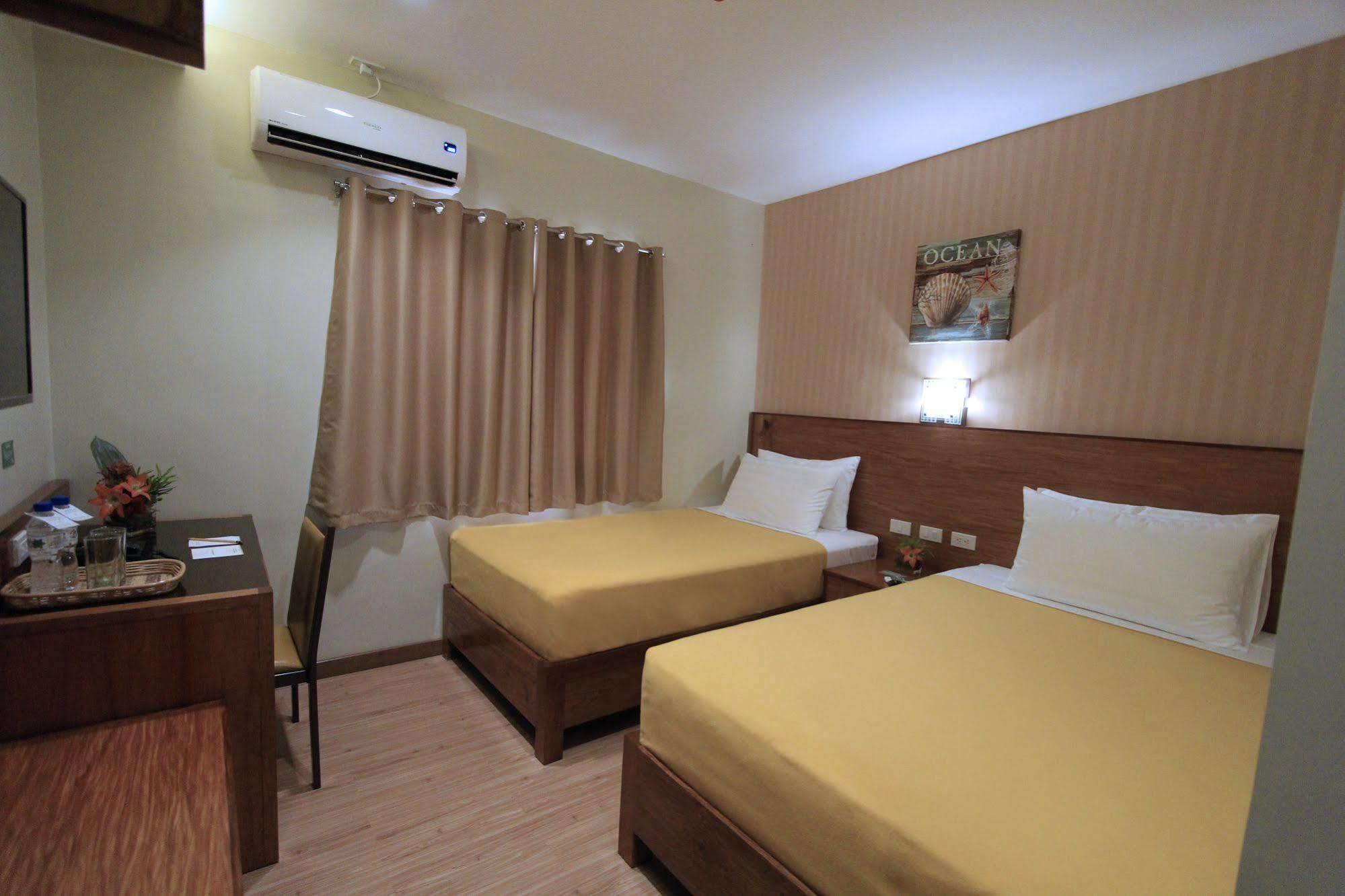 Coron Soleil Express Hotel Bagian luar foto